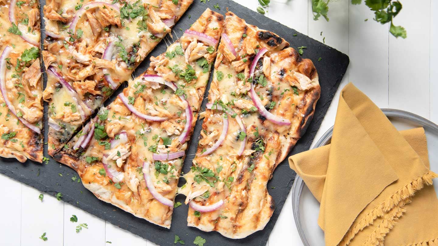 grilled bbq chicken pizza