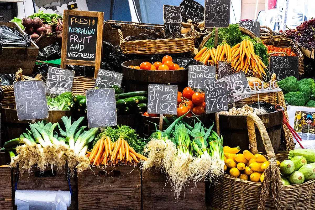 farmers market
